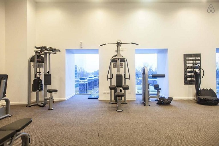 Puerto Madero 20th Floor River View in front of Hilton