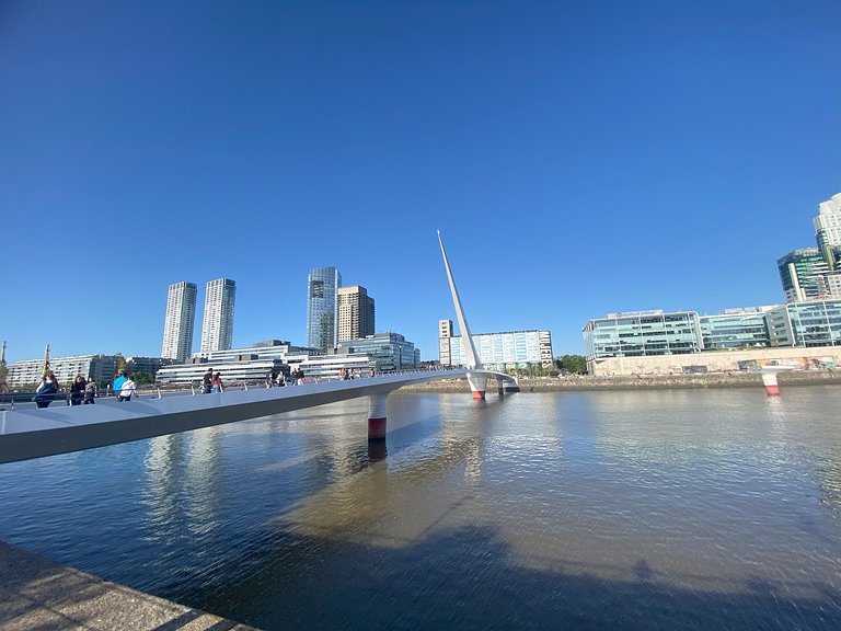 Puerto Madero frente al Hotel Hilton Vista Ciudad