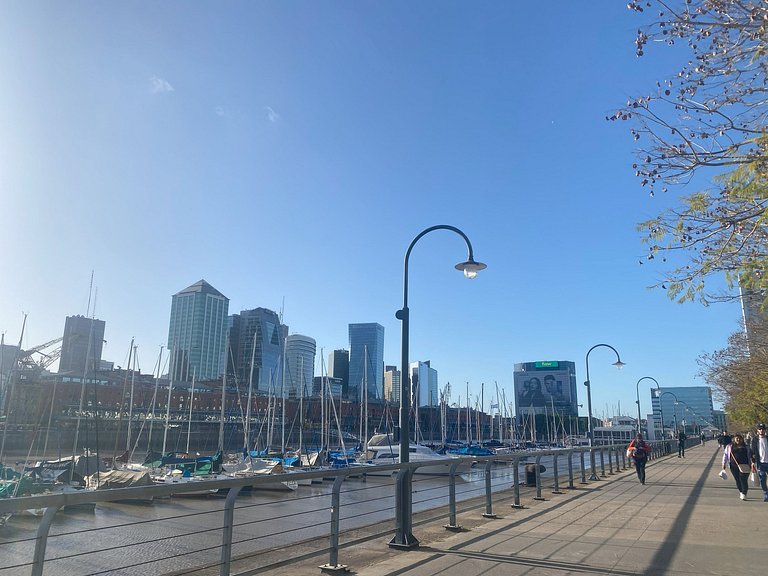 Puerto Madero 20th Floor River View in front of Hilton