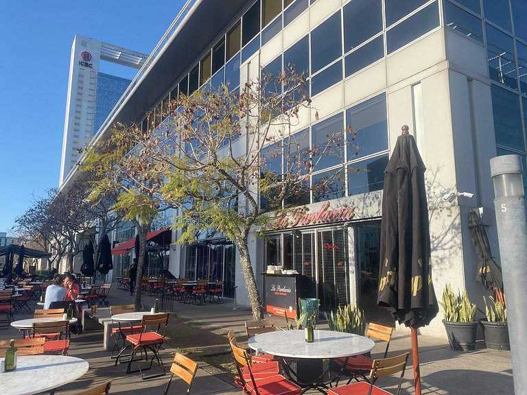 Puerto Madero 20th Floor River View in front of Hilton