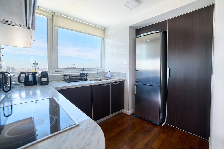 Puerto Madero 38th Floor River View In Front of the Hilton