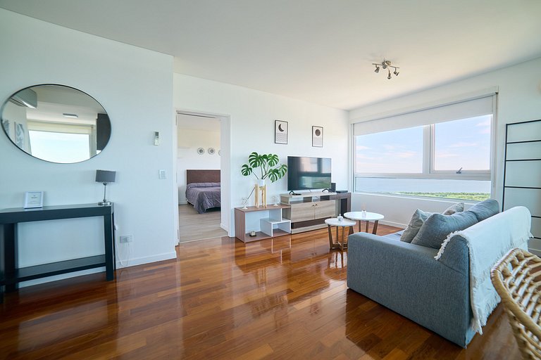 Puerto Madero 38th Floor River View In Front of the Hilton