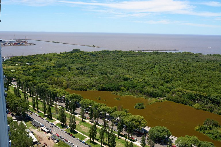 Puerto Madero 38th Floor River View In Front of the Hilton