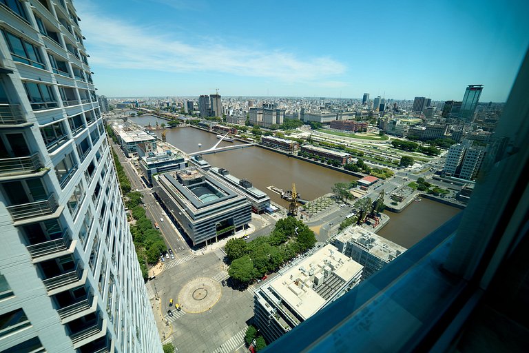 Puerto Madero Piso 38 Vista Río Frente al Hilton