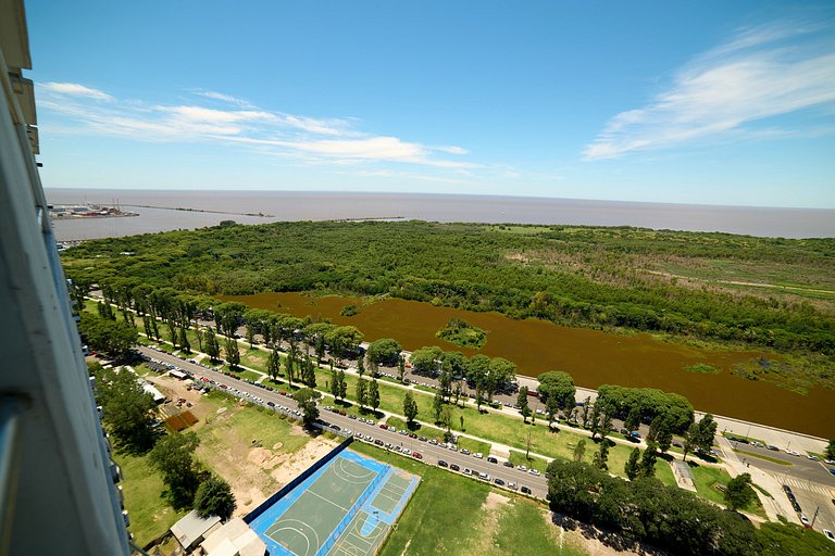 Puerto Madero 38th Floor River View In Front of the Hilton
