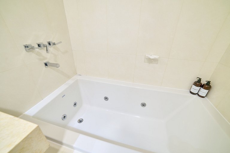 Puerto Madero 40th Floor River View 67 sqm