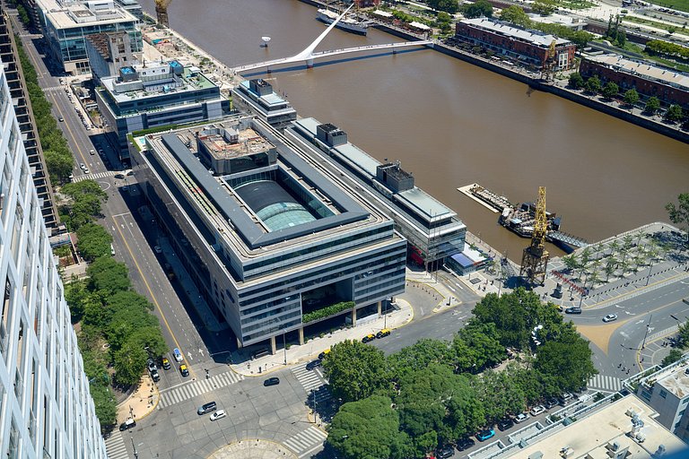 Puerto Madero Piso 20 Vista al Rio frente a Hilton