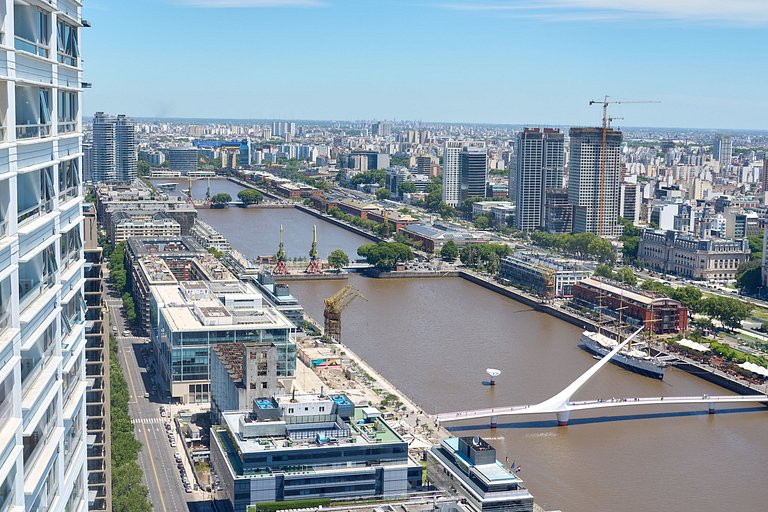 Puerto Madero Piso 20 Vista al Rio frente a Hilton
