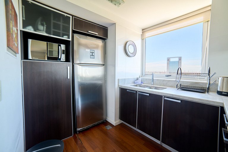 Puerto Madero 20th Floor River View in front of Hilton