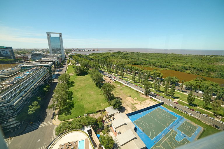 Puerto Madero 20th Floor River View in front of Hilton