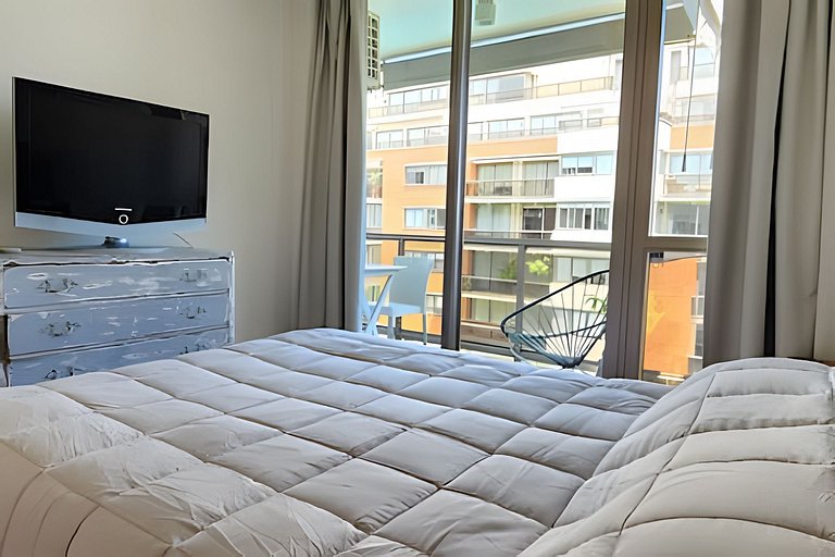 1BR Puerto Madero Pool View al lado Hotel Madero