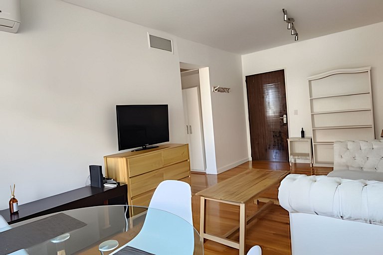 1BR Puerto Madero Pool View al lado Hotel Madero