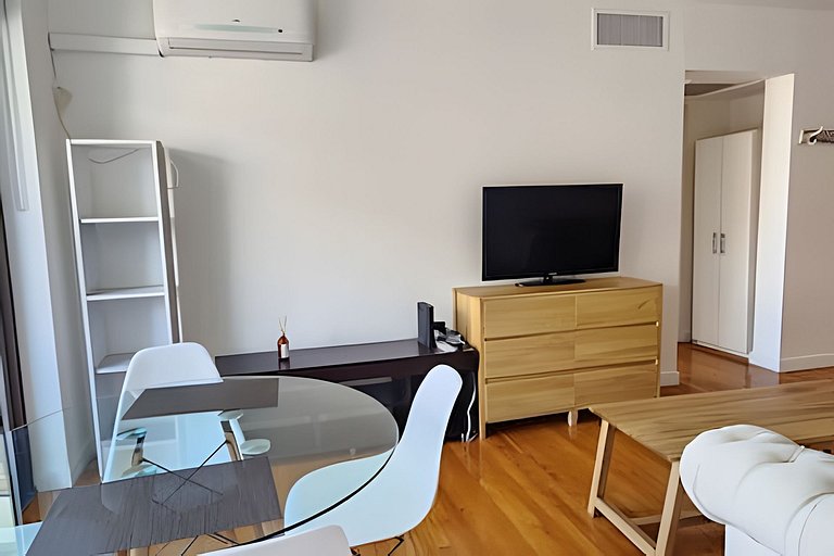1BR Puerto Madero Pool View al lado Hotel Madero