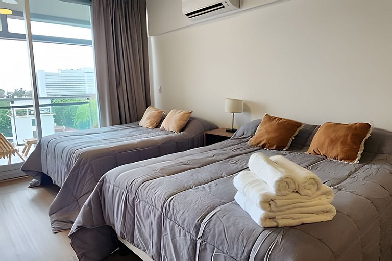 Luxury Loft Piso 9 Vista al Rio 2 Camas Dobles
